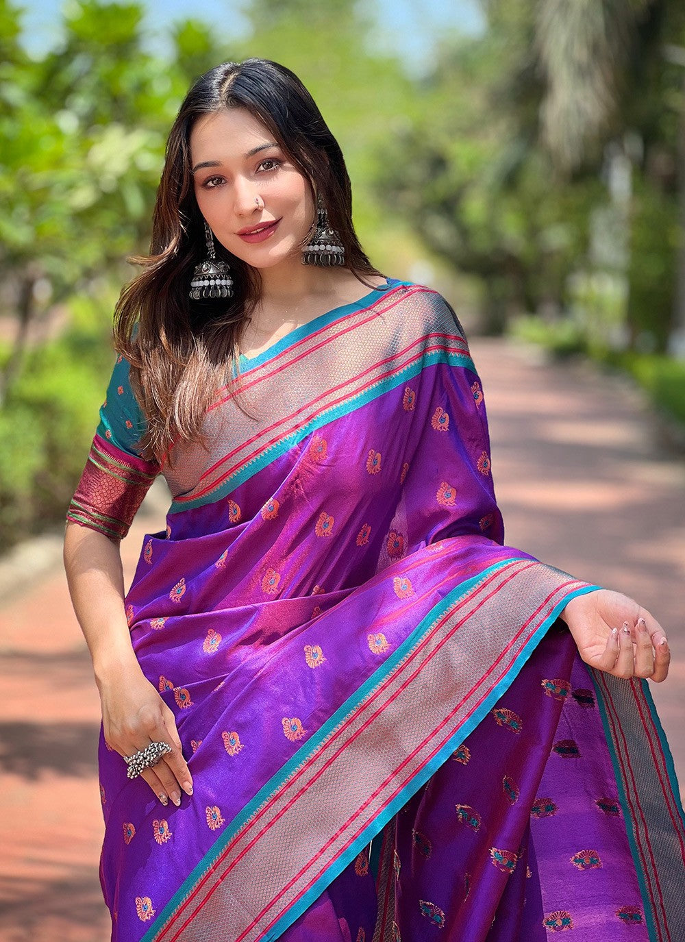 Classic Woven Silk Saree - S8072
