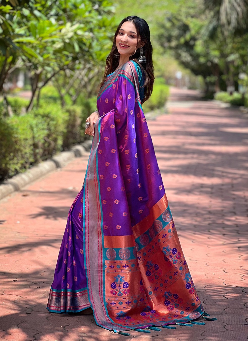 Classic Woven Silk Saree - S8072