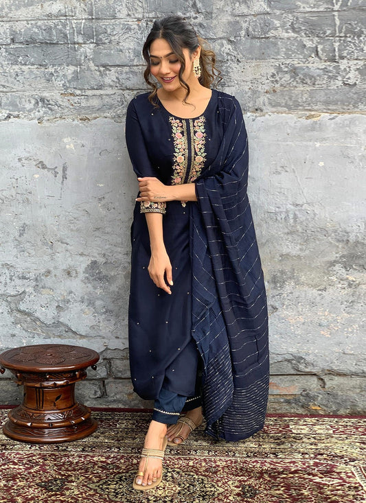 Archive Embroidered 316521 Blue T6745