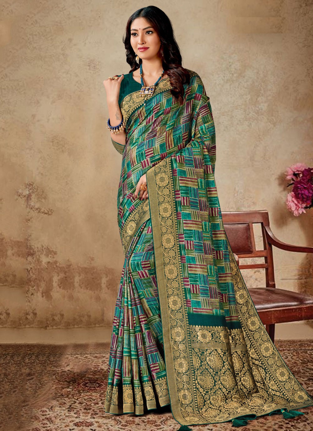 Trendy Digital Print Silk, Viscose Saree - S4707