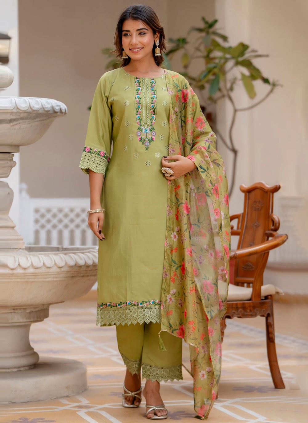 Embroidered Silk Green Salwar Suit T6137