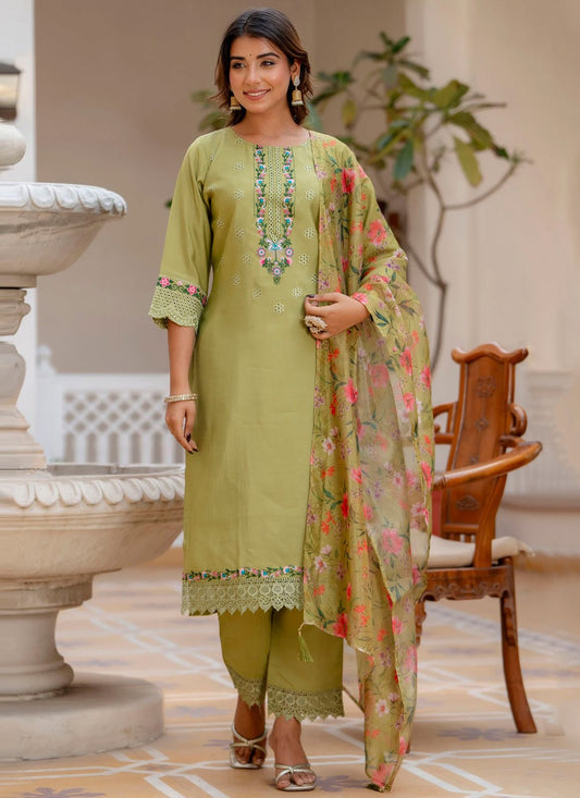 Embroidered Silk Green Salwar Suit T6137