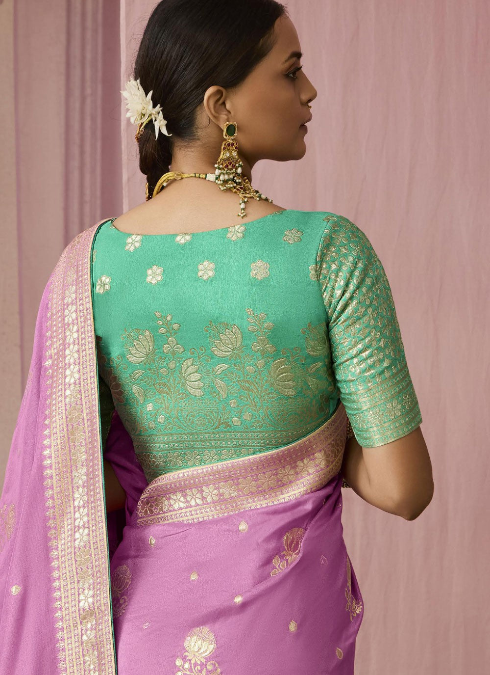Contemporary Floral Printed Viscose Saree - S7804