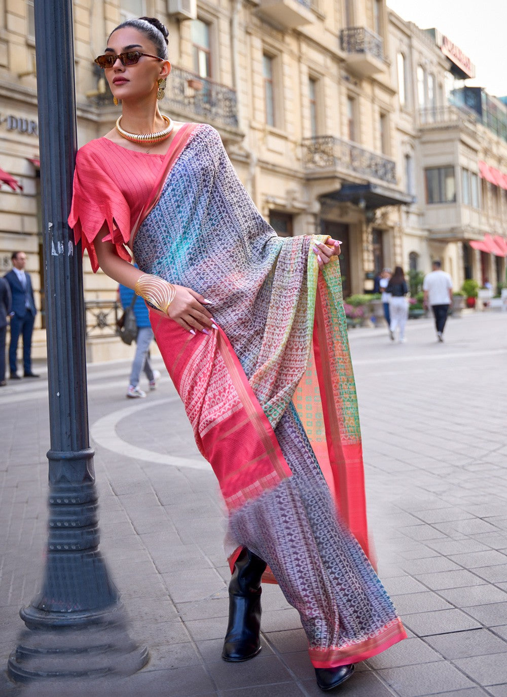 Designer Printed Viscose Saree - S3513