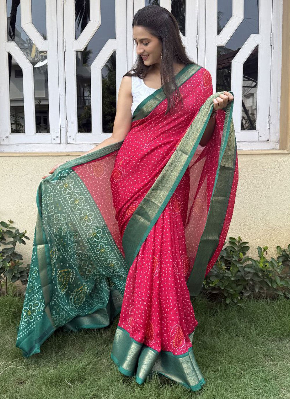 Foliage Prints, Jacquard Work Jacquard Saree - S11775