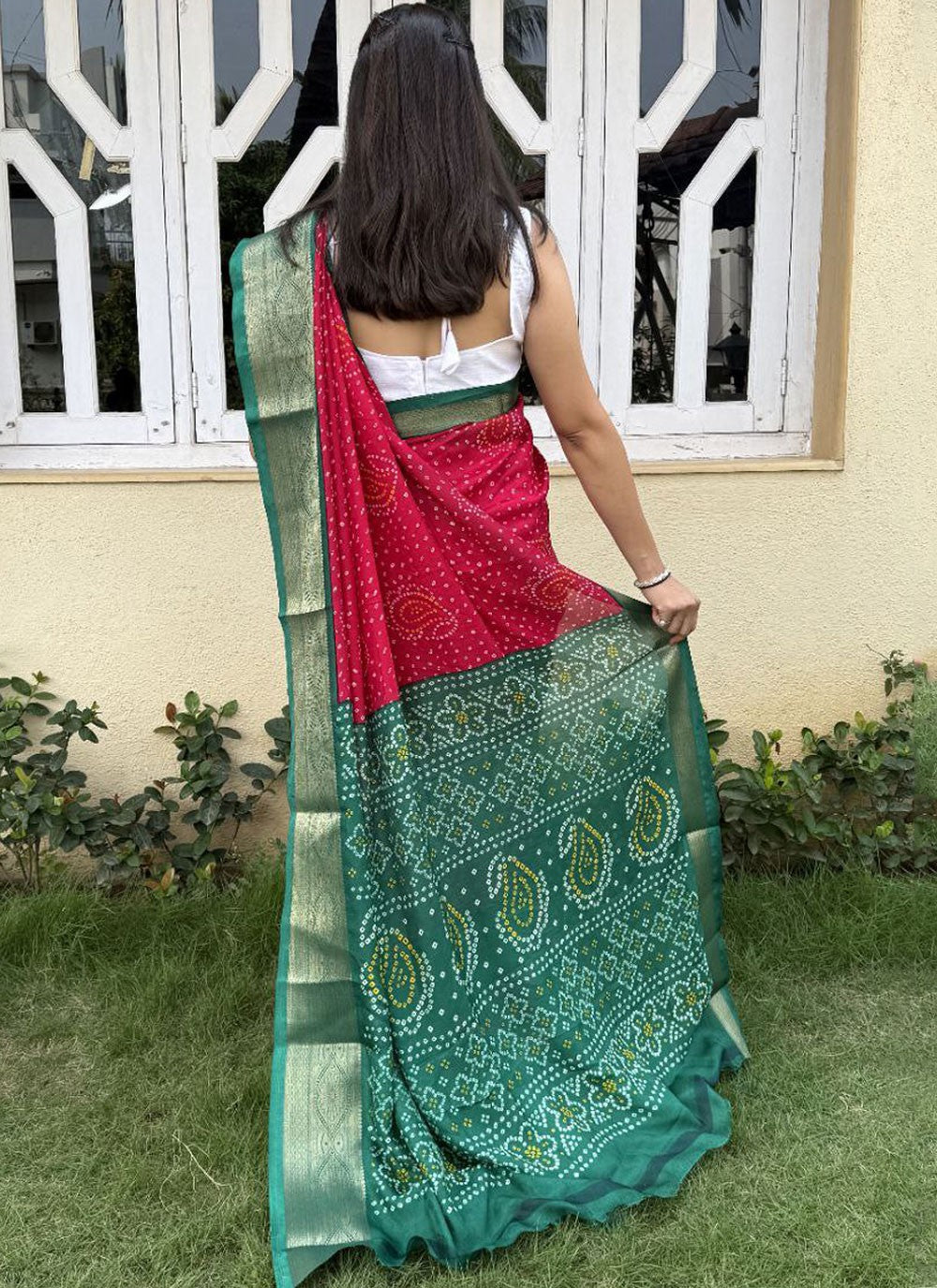 Foliage Prints, Jacquard Work Jacquard Saree - S11775