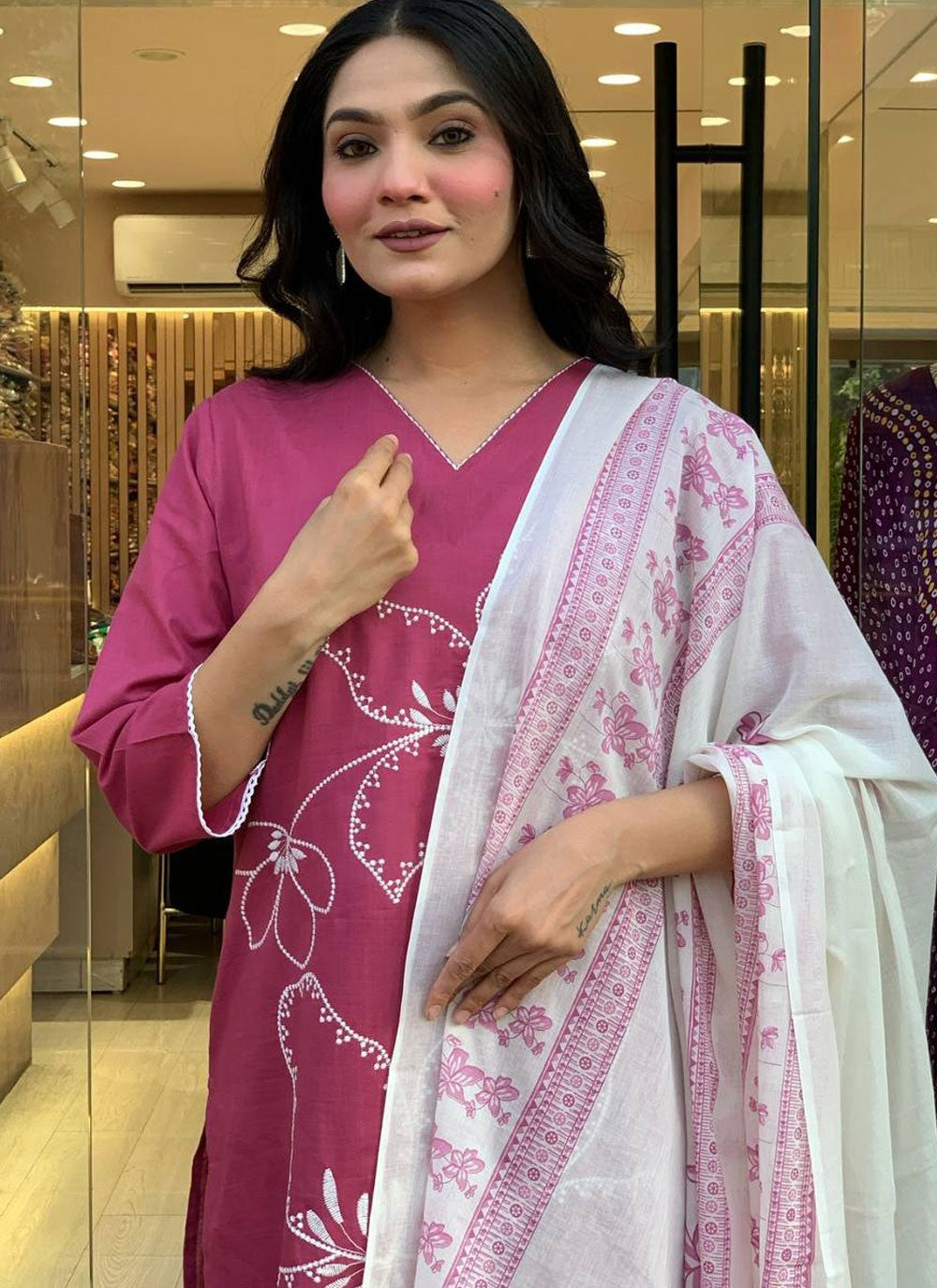 Salwar Suit Embroidered Pink T7313