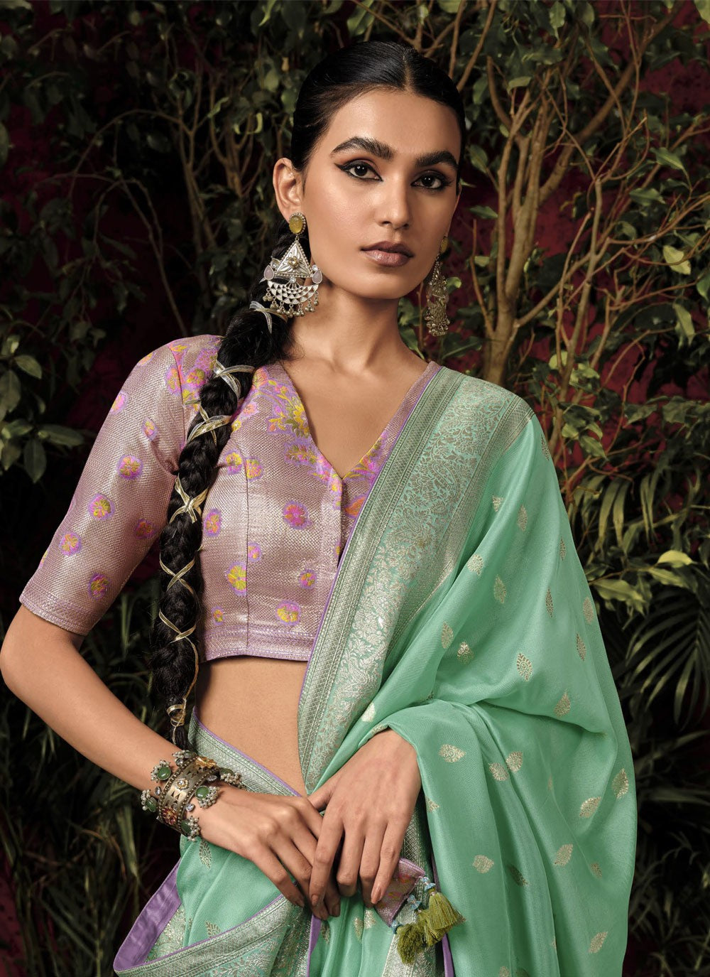 Classic Weaving Zari Silk, Viscose Saree - S4970