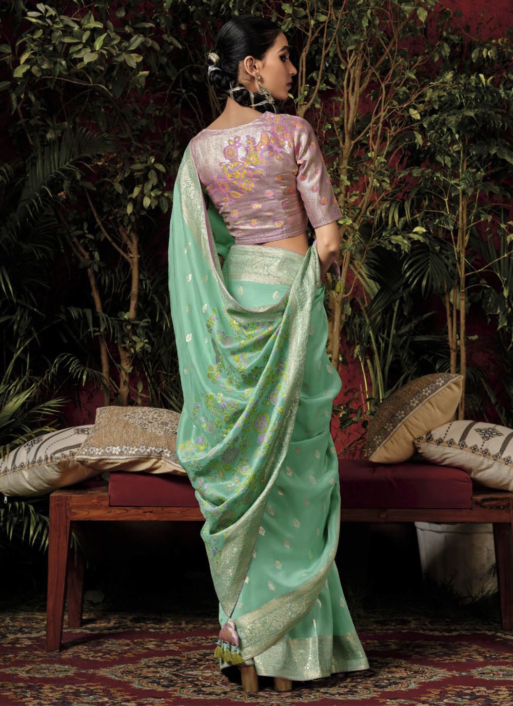 Classic Weaving Zari Silk, Viscose Saree - S4970