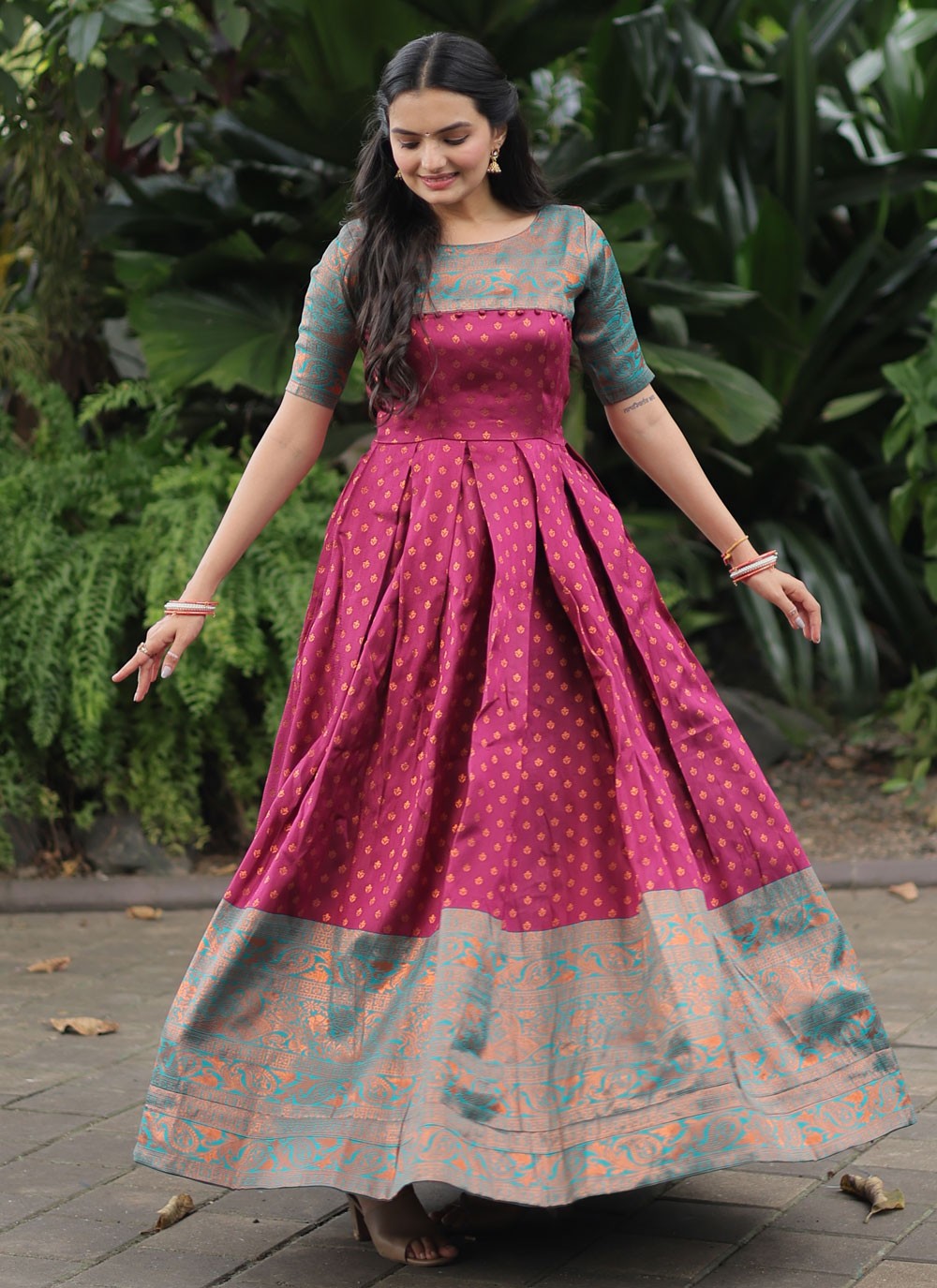 Banarasi Jacquard Gown - G1255