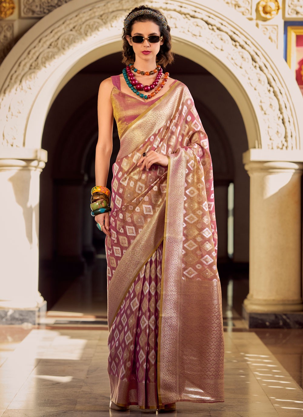 Trendy Saree Weaving Zari Beige, Pink Silk Saree S13606