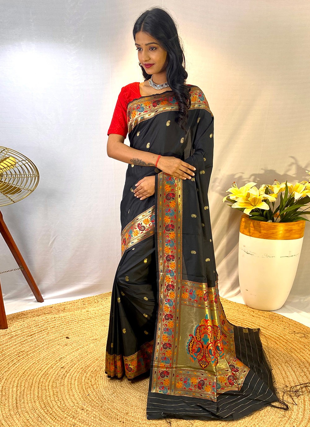 Traditional Weaving Zari Silk Saree - S8423