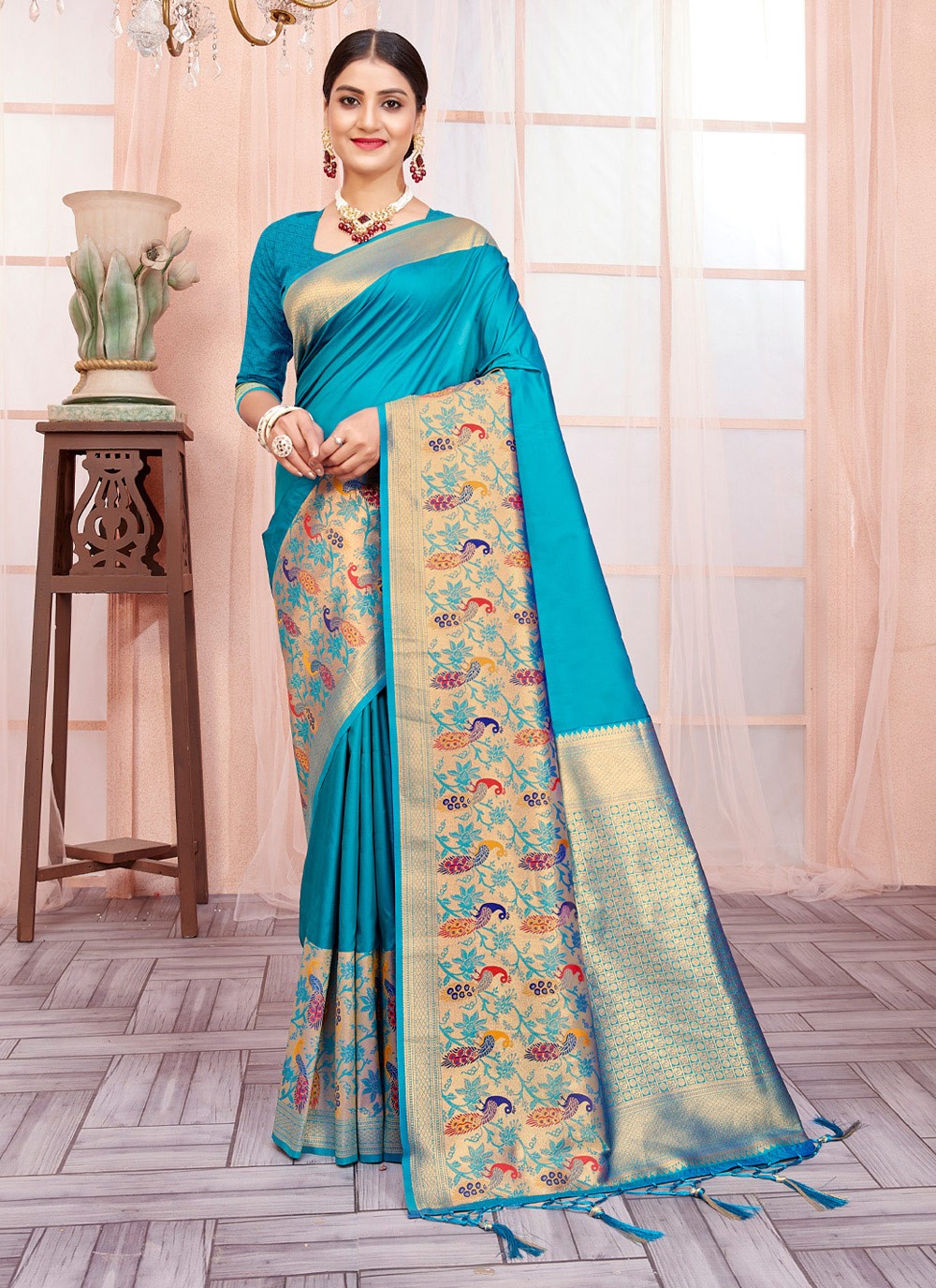 Traditional Weaving Zari Silk Saree - S5110