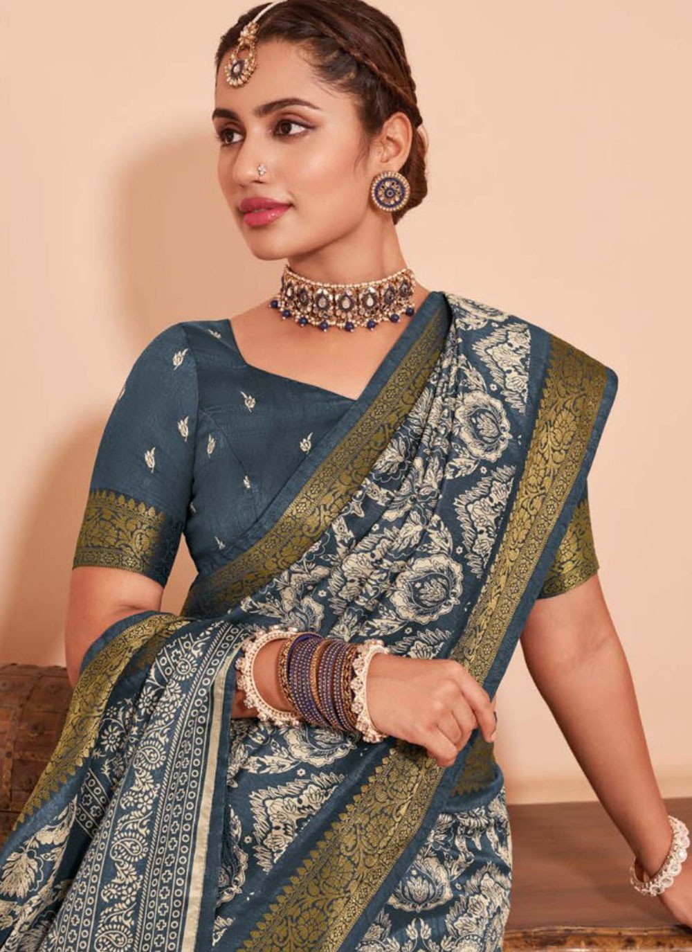 Trendy Saree Foliage Prints Grey Silk Saree S12803