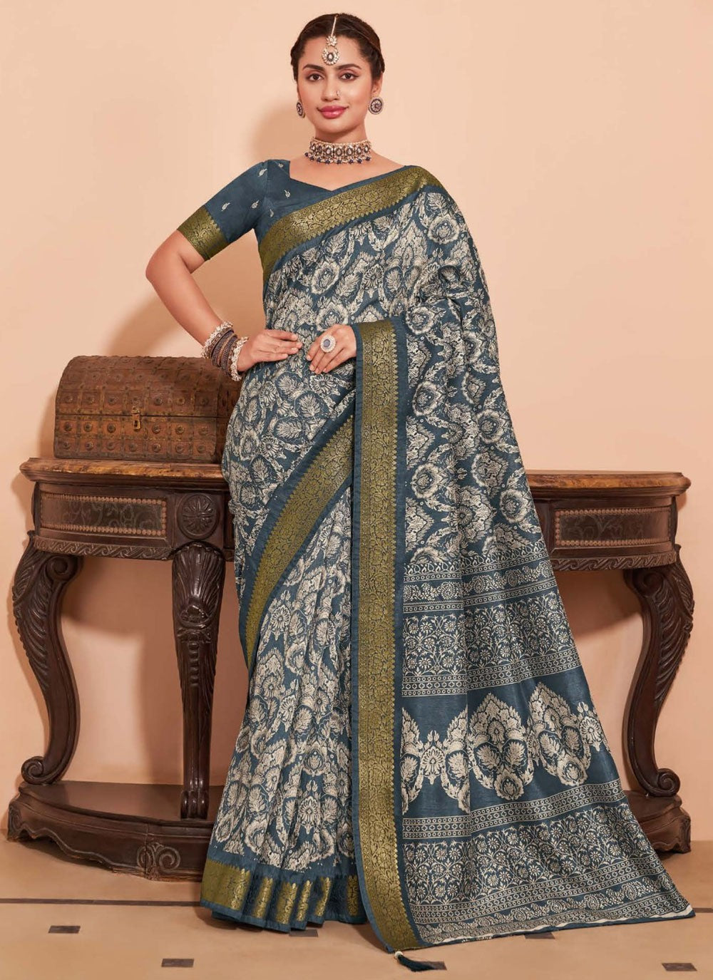 Trendy Saree Foliage Prints Grey Silk Saree S12803