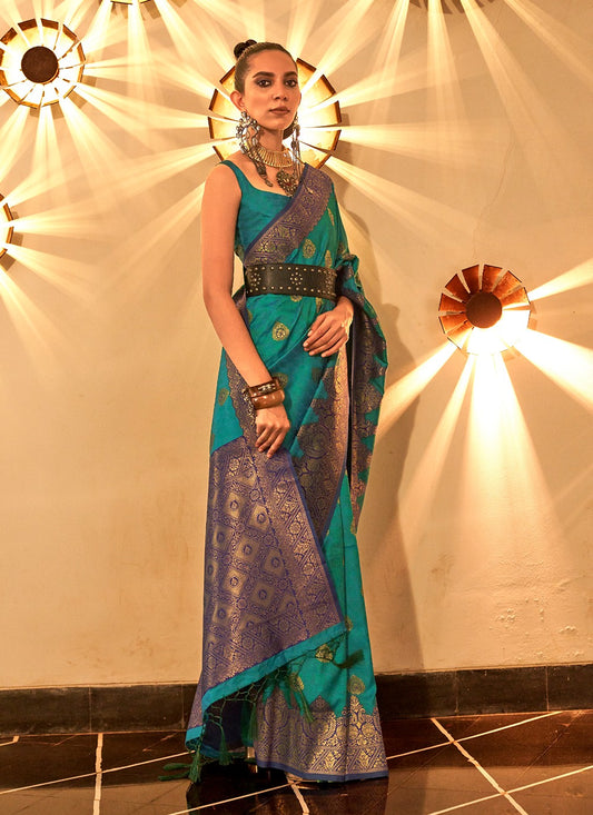 Classic Weaving Zari Silk Saree - S3178