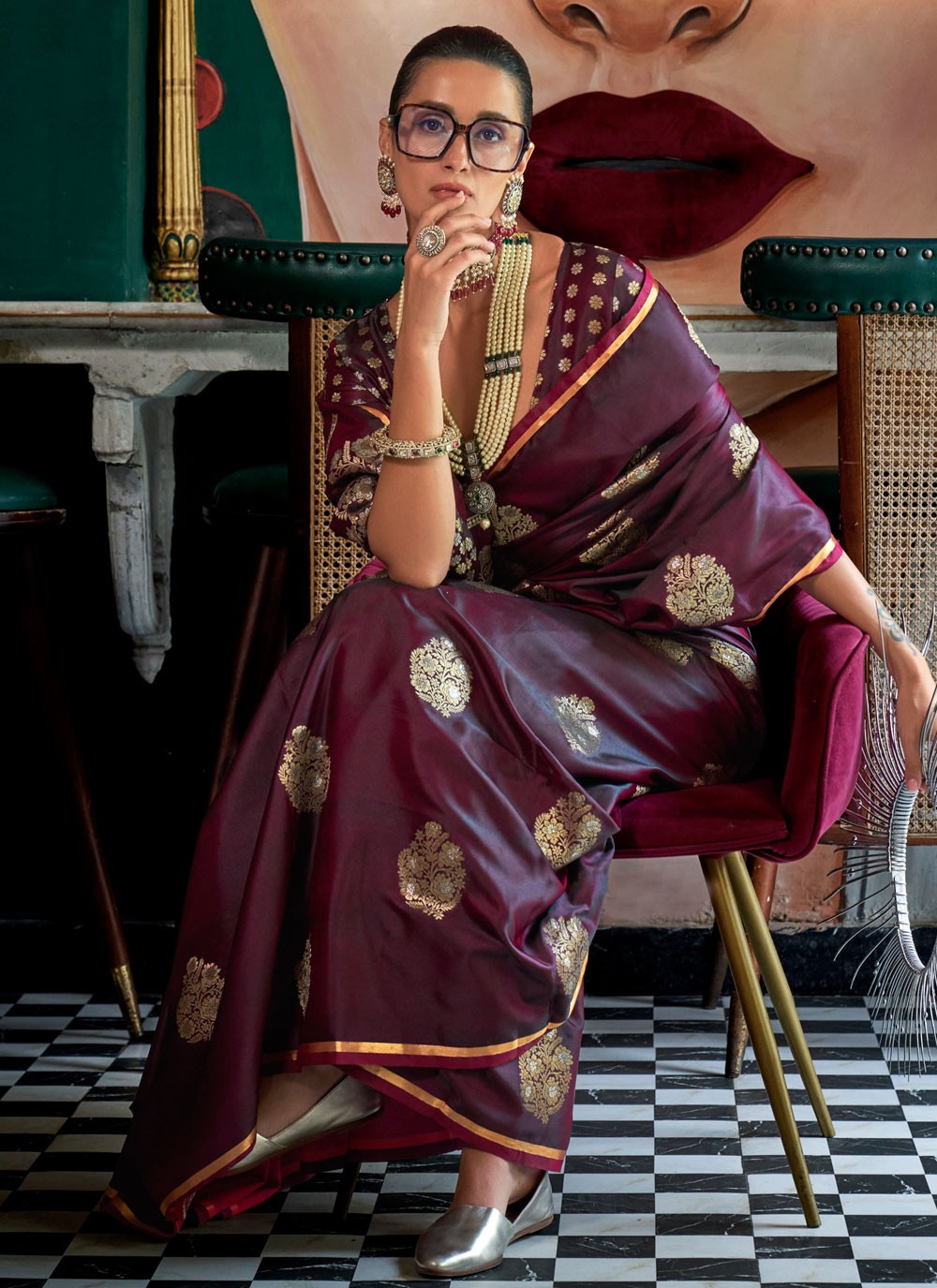 Contemporary Weaving Zari Satin Silk Saree - S7312