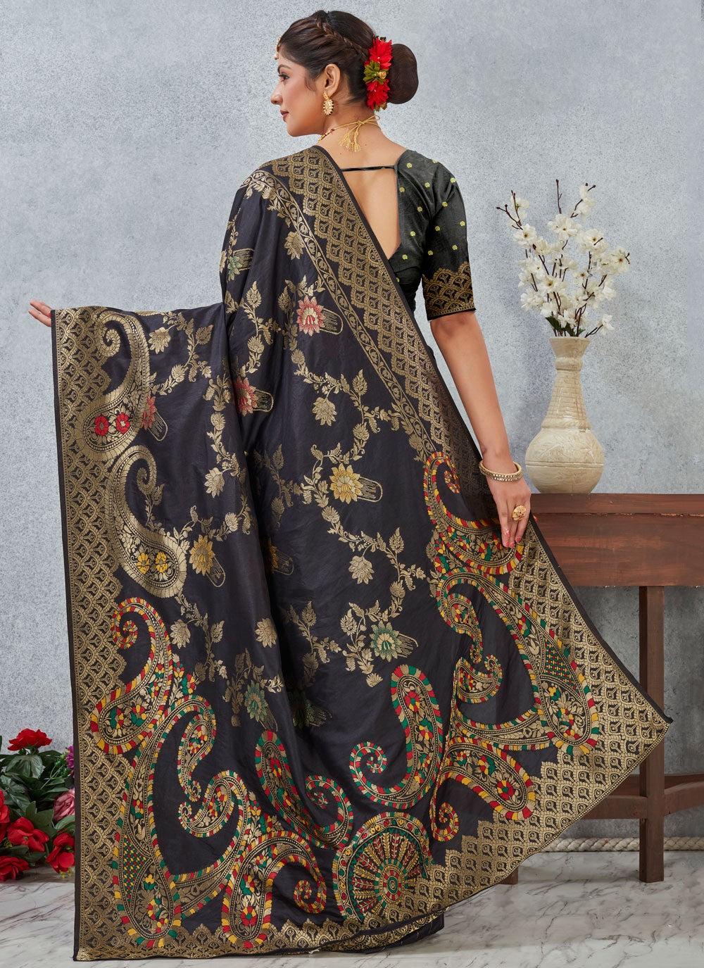Black Banarasi Silk Contemporary Saree Weaving Zari S20128