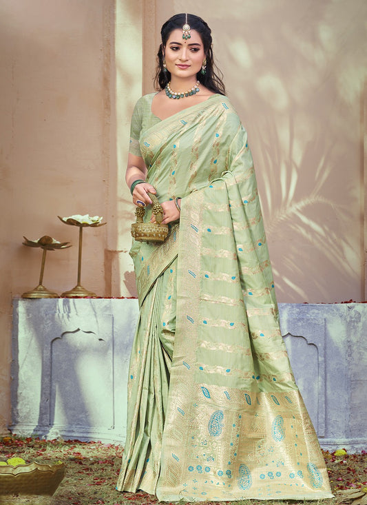 Weaving Zari Silk Green Saree S14649