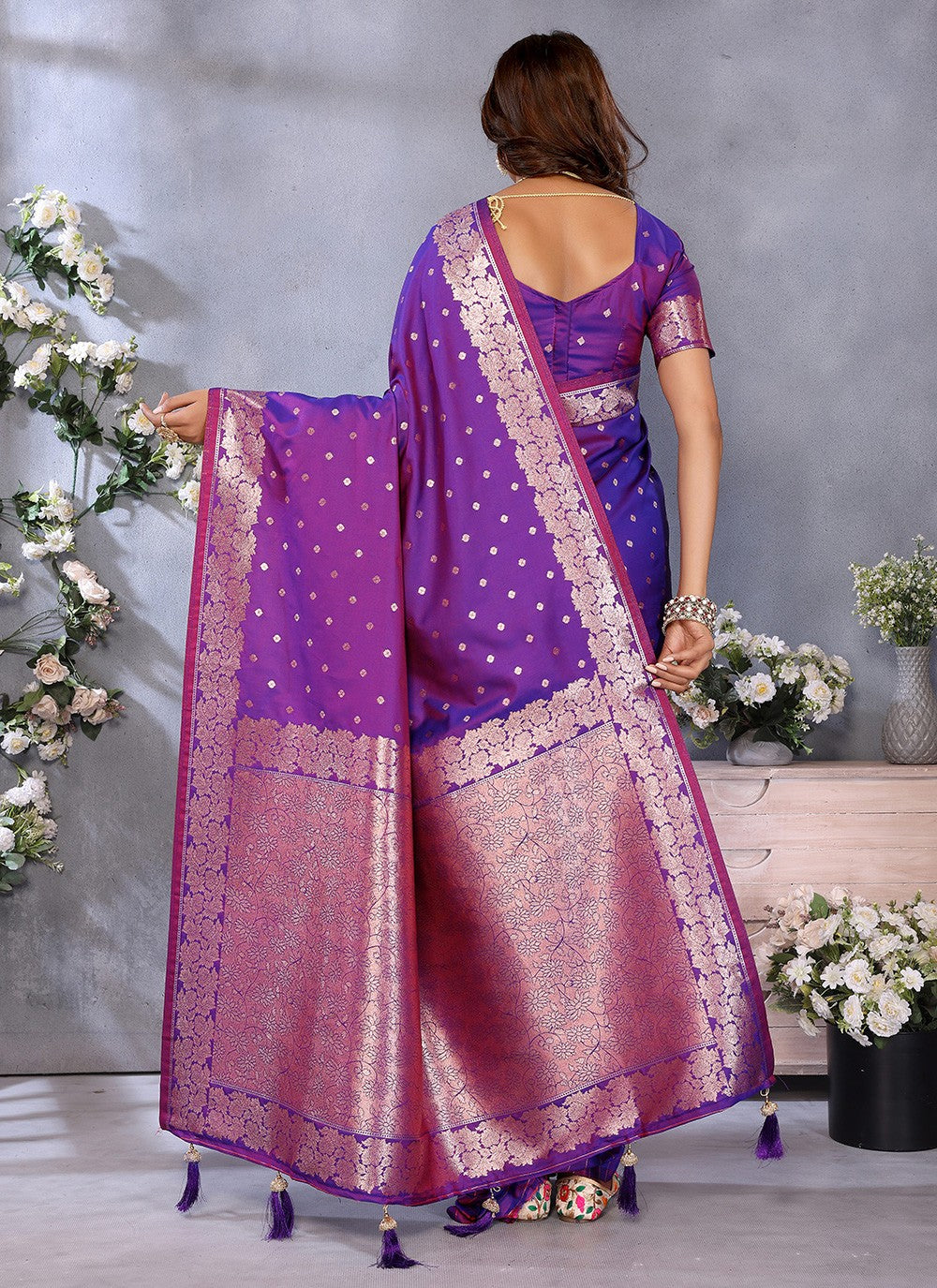 Purple Banarasi Silk Contemporary Saree Jacquard Work, Weaving Zari S16915