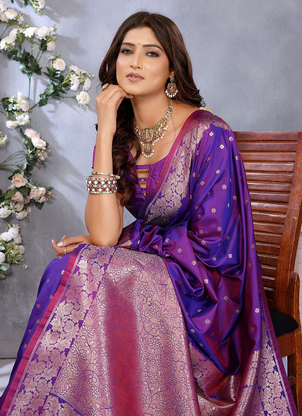 Purple Banarasi Silk Contemporary Saree Jacquard Work, Weaving Zari S16915