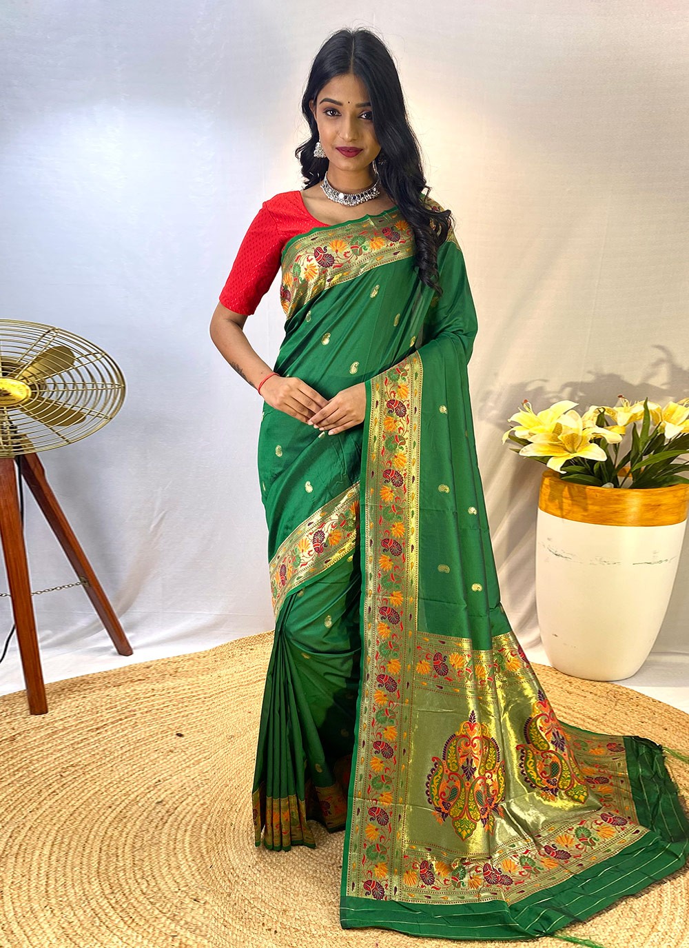 Traditional Weaving Zari Silk Saree - S8423