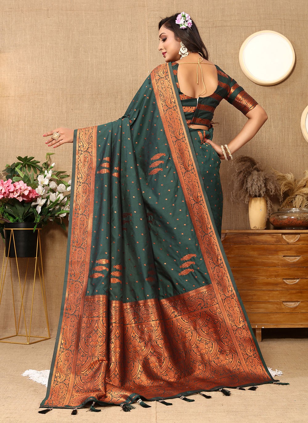 Classic Weaving Zari Silk Saree - S5472
