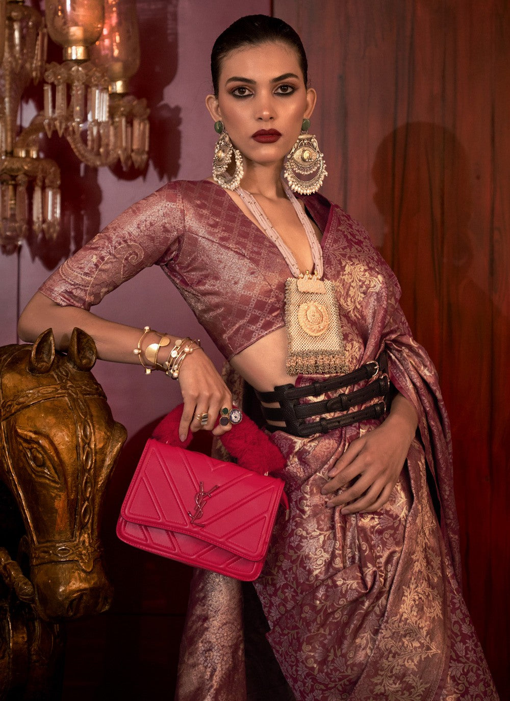 Classic Weaving Zari Handloom Silk Saree - S3826