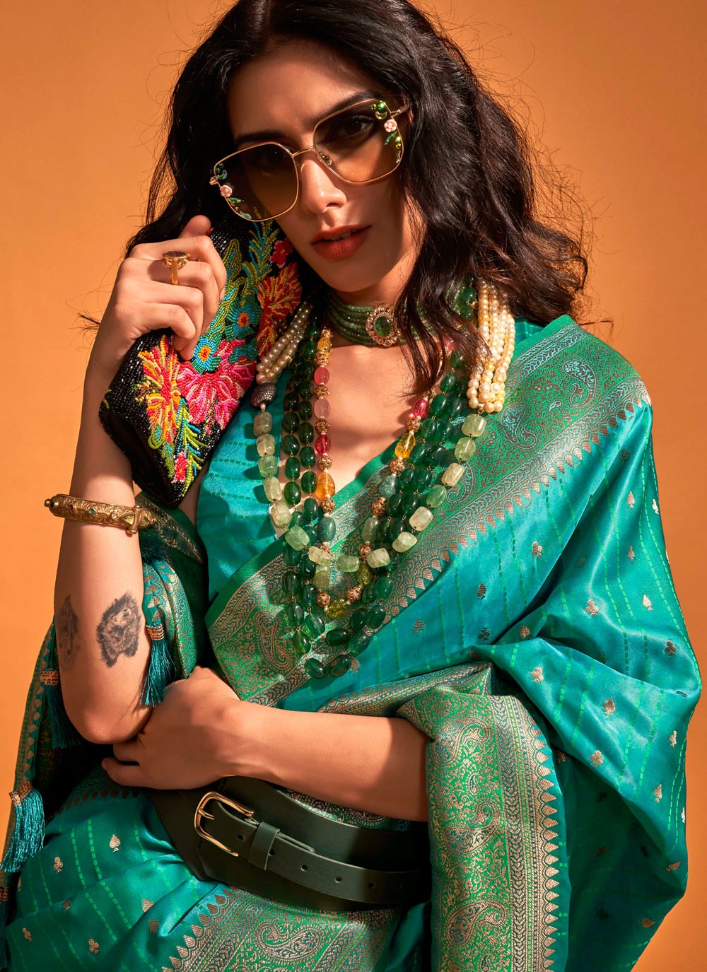 Trendy Weaving Zari Handloom Silk Saree - S4654