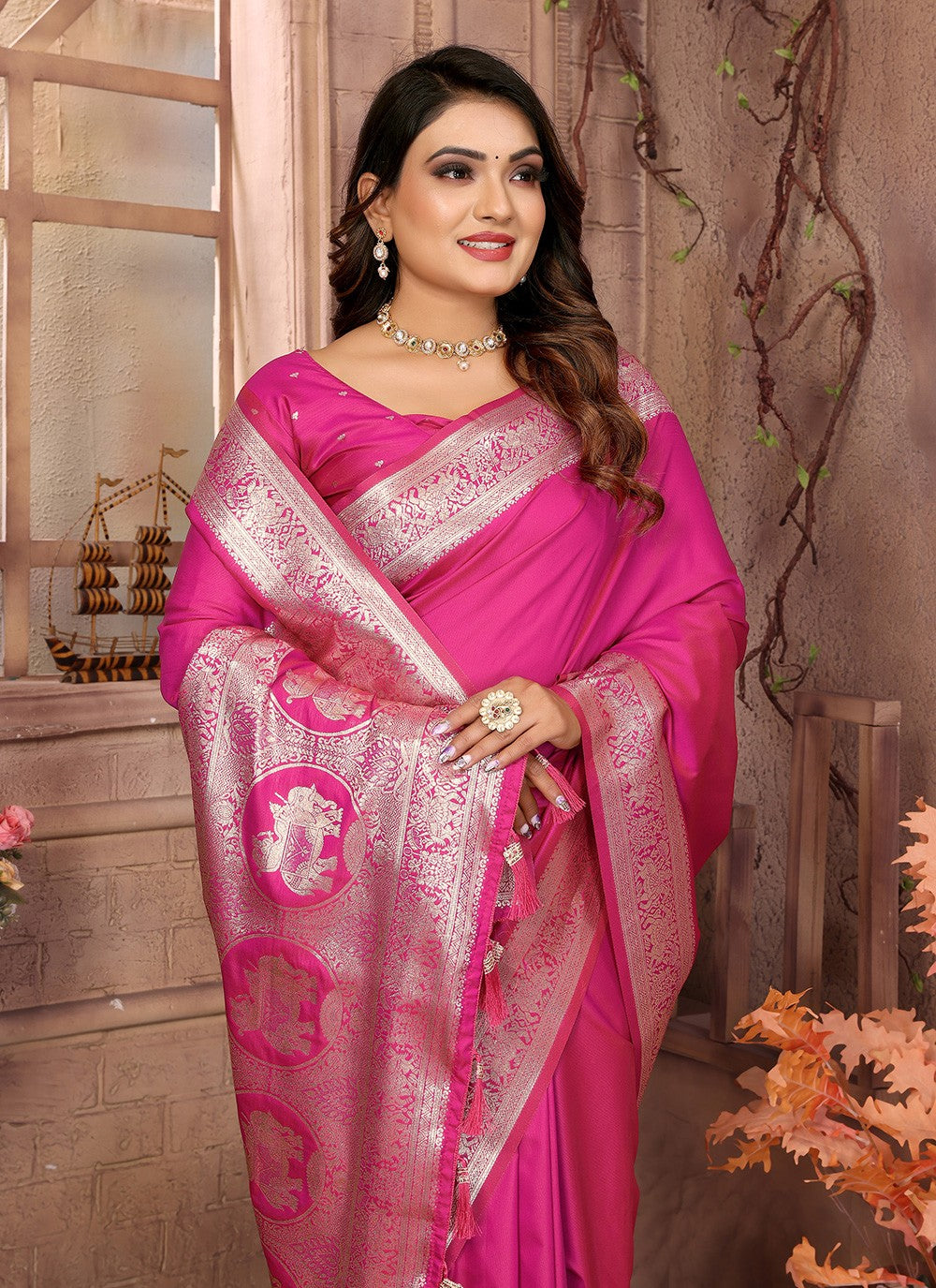 Hot Pink Banarasi Silk Contemporary Saree Jacquard Work, Weaving Zari S17849