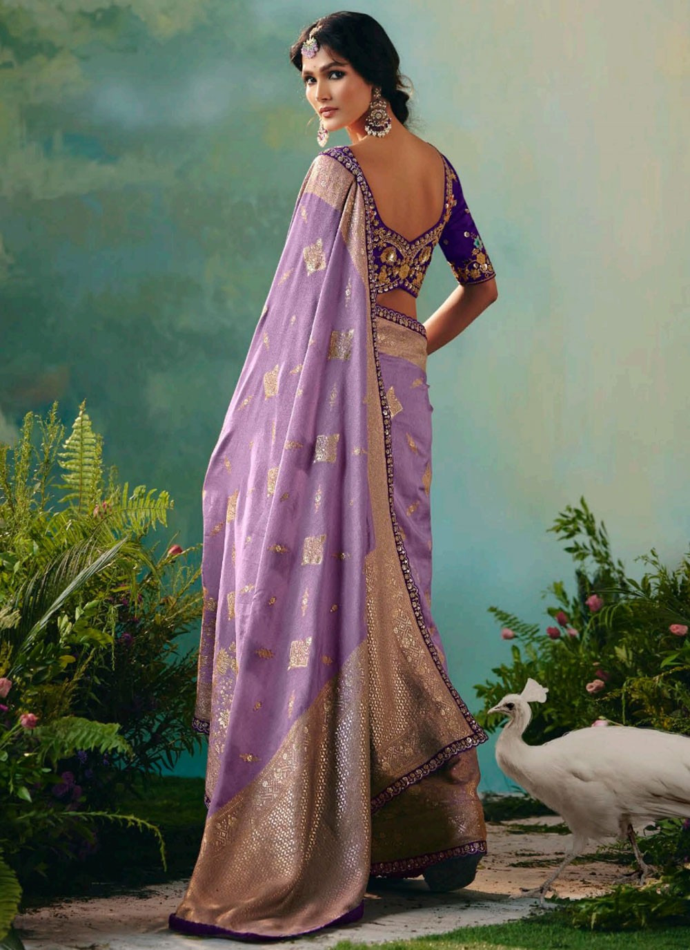 Lavender Silk Contemporary Saree Embroidered, Weaving Zari S20200