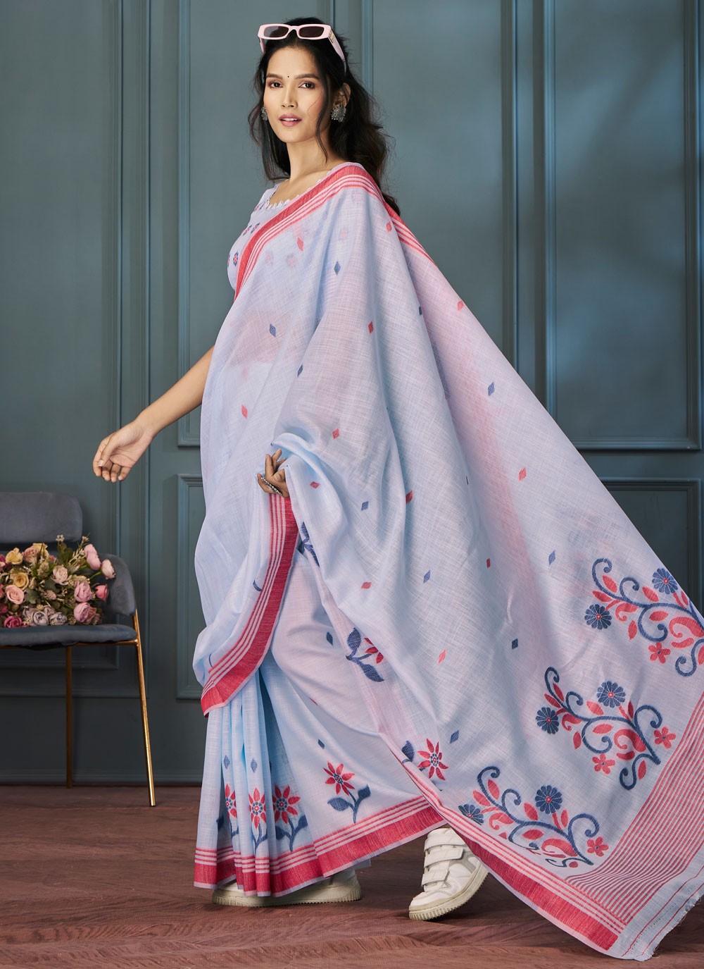 Classic Weaving Zari Linen Saree - S7705