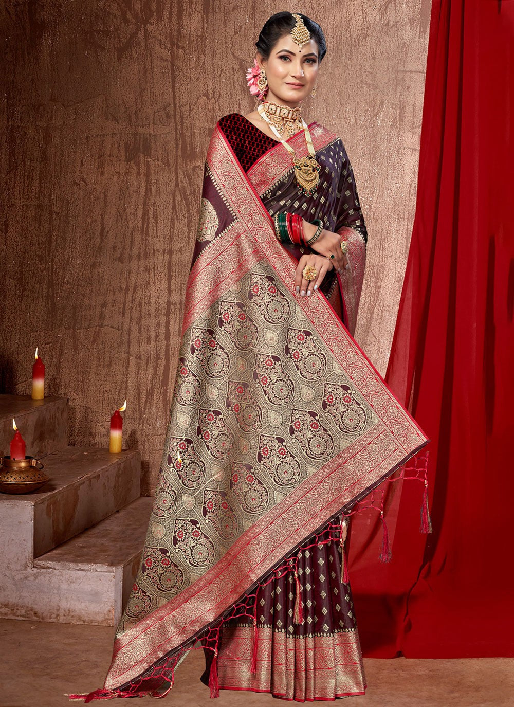 Traditional Weaving Zari Banarasi Silk Saree - S4164