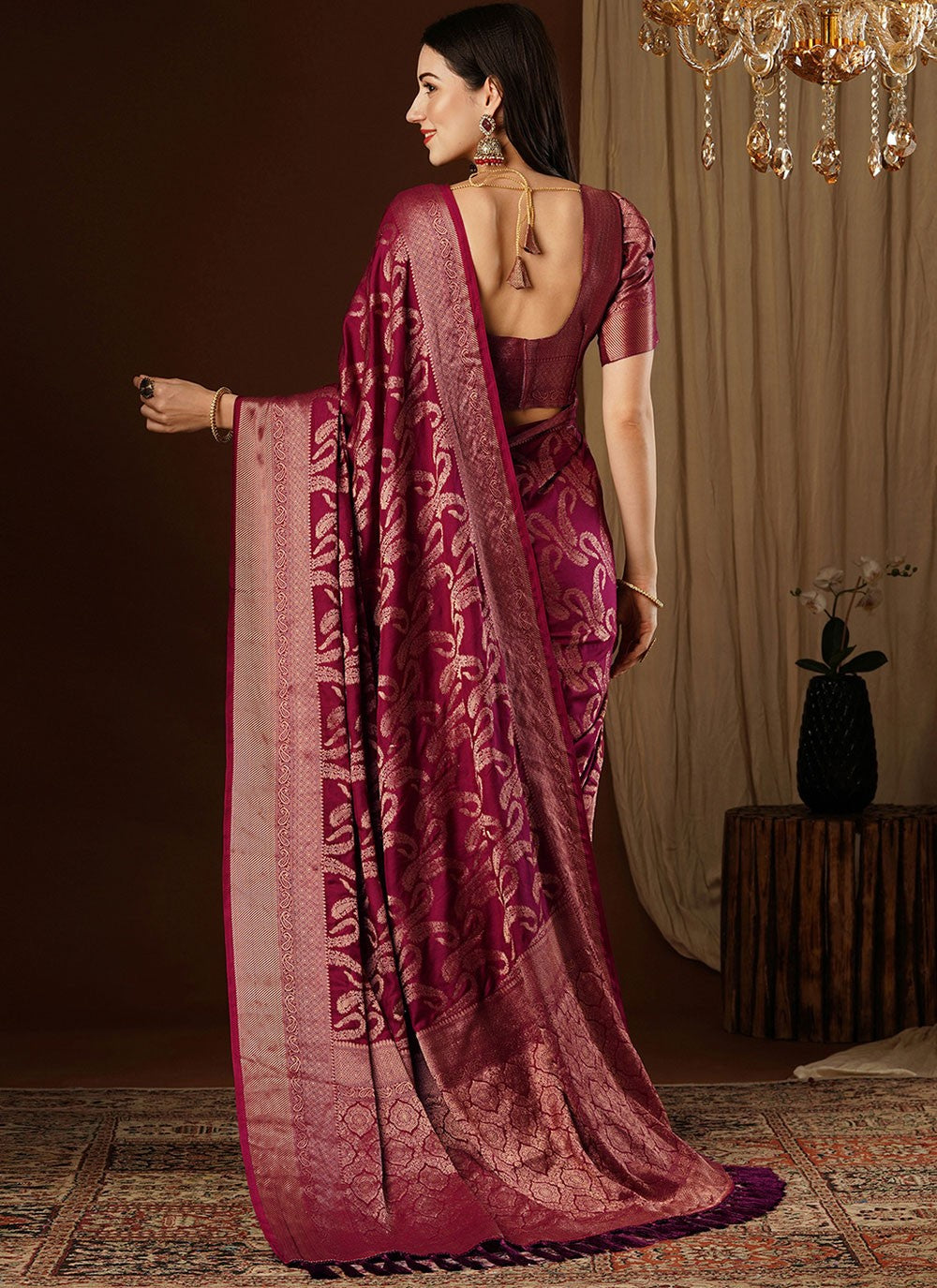 Contemporary Weaving Zari Viscose Saree - S8235