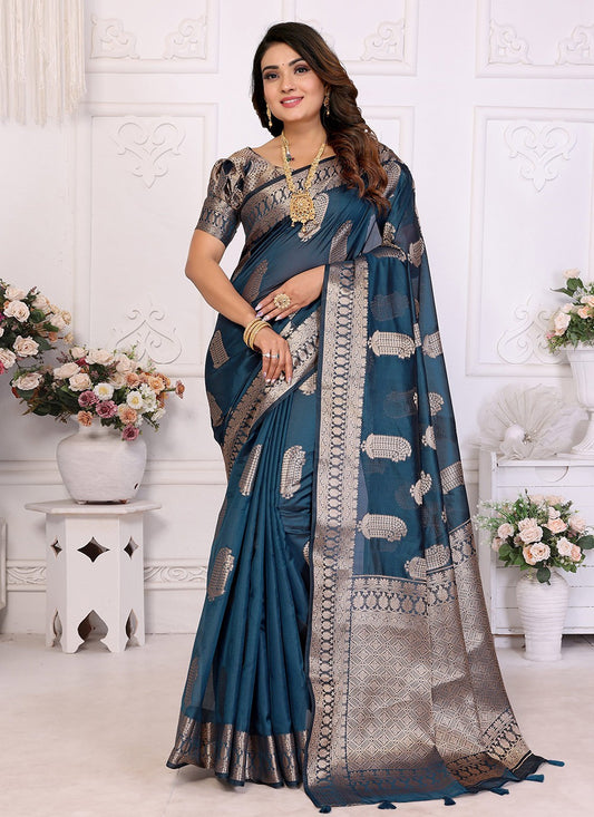 Weaving Zari Silk Morpeach Saree S14352
