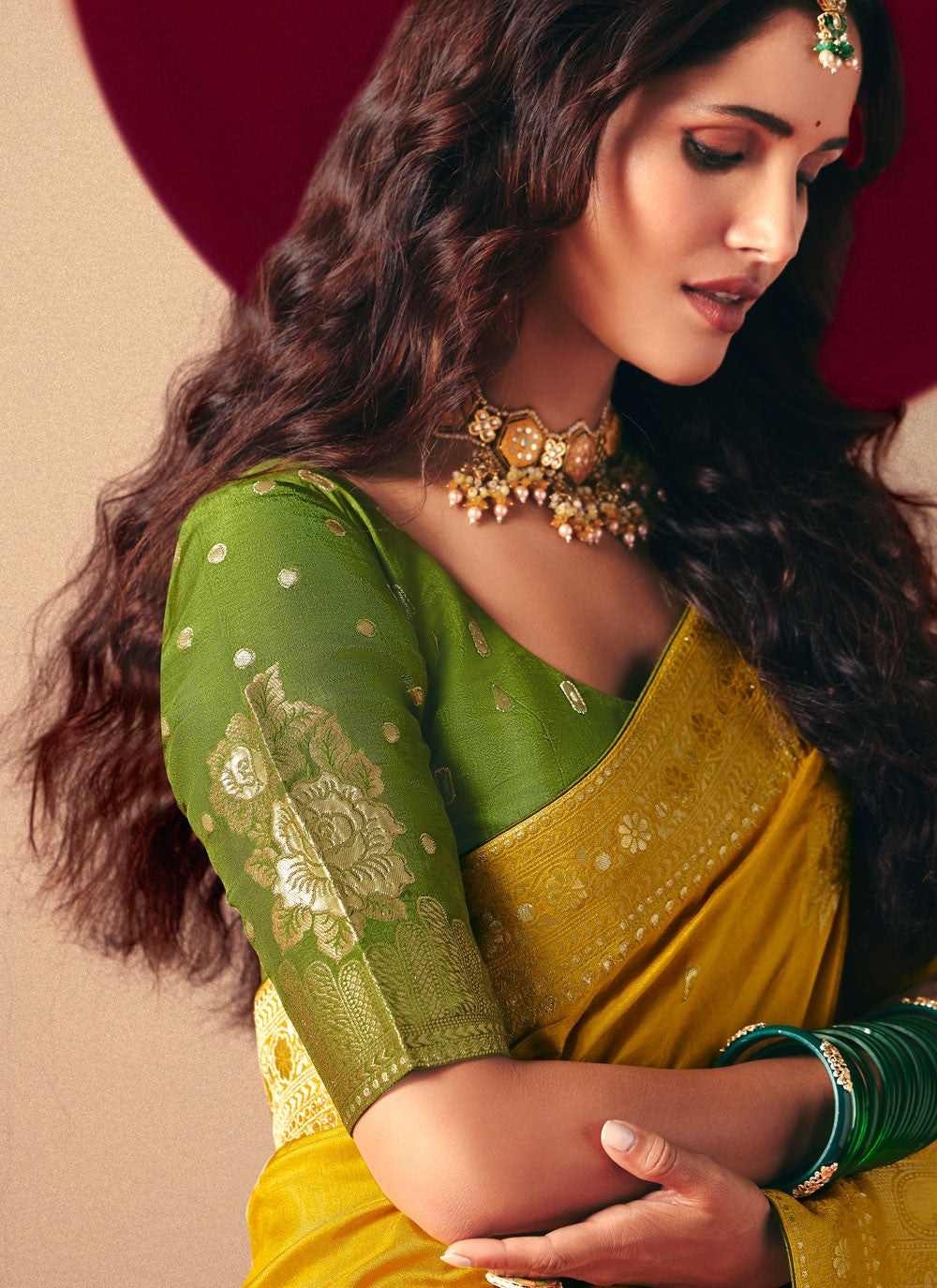 Mustard Viscose Designer Saree Weaving Zari S19415