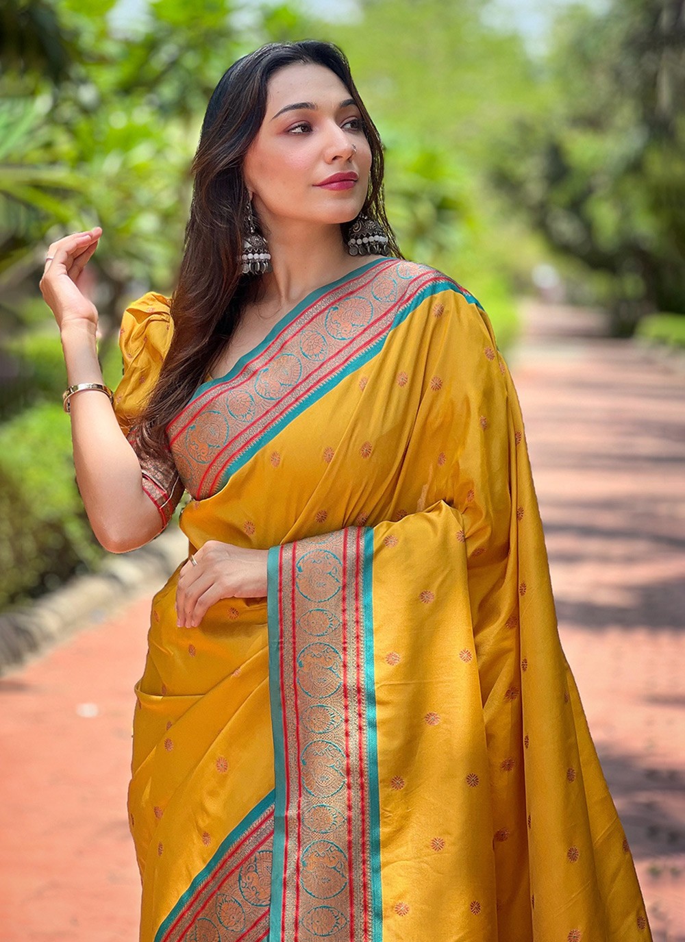 Traditional Weaving Zari Paithni, Silk Saree - S8590