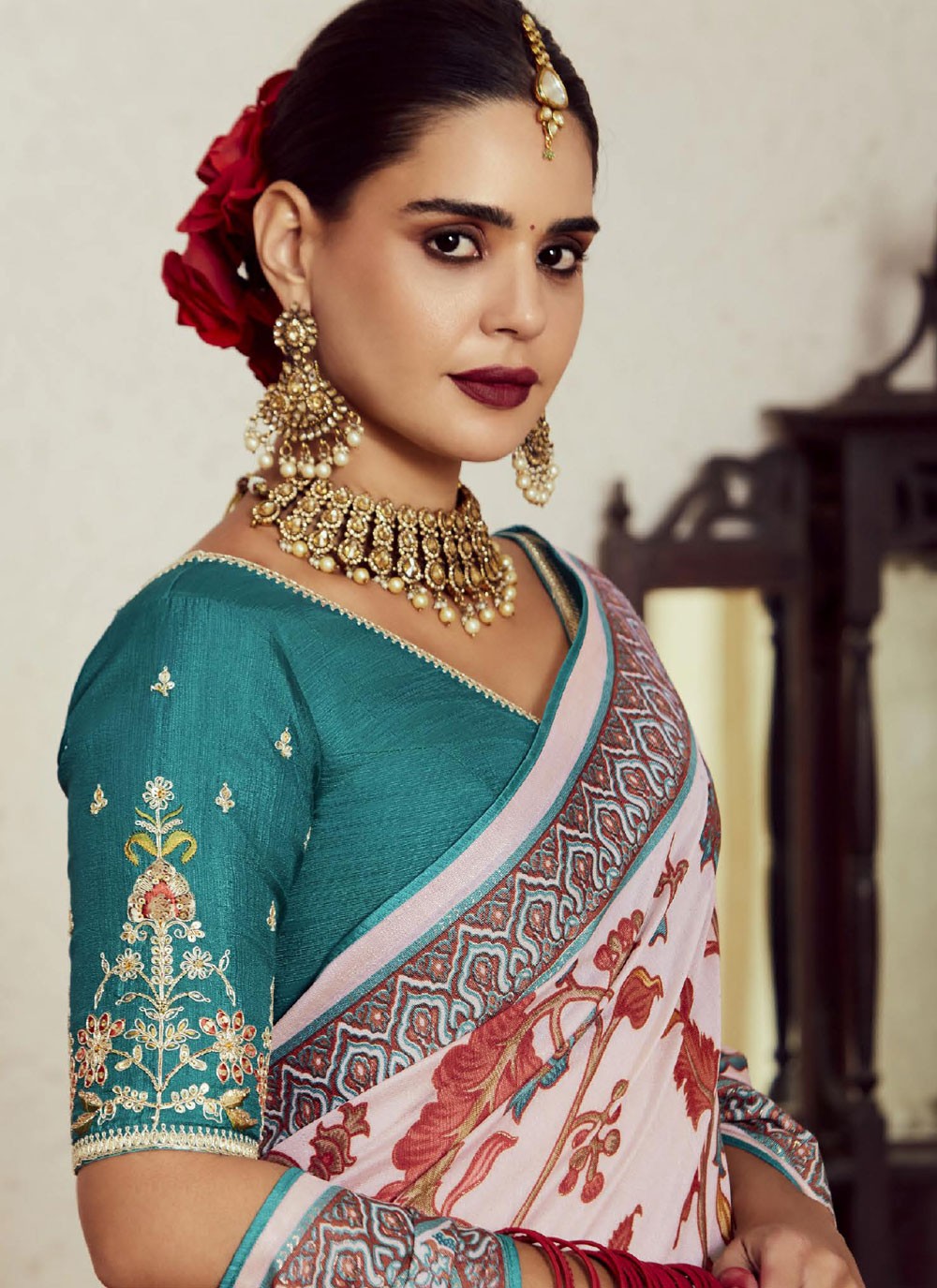 Contemporary Weaving Zari Brasso Saree - S7046