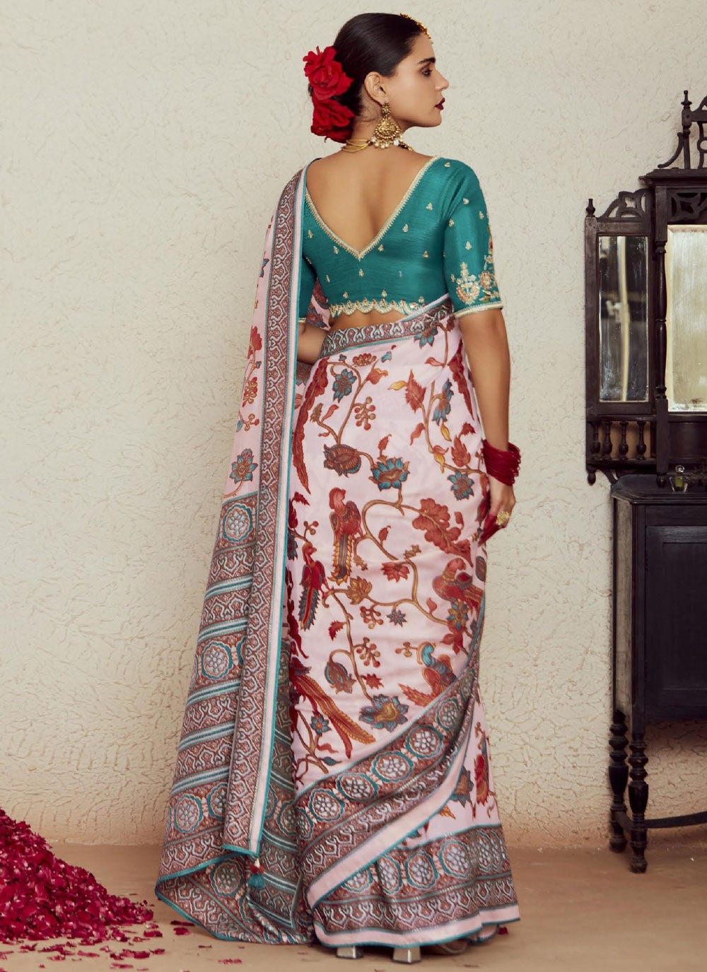 Contemporary Weaving Zari Brasso Saree - S7046