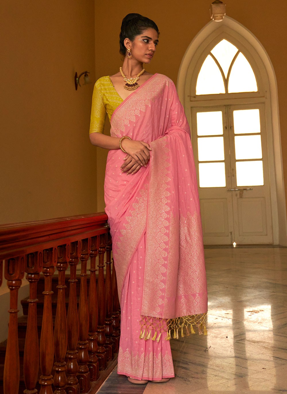 Classic Weaving Zari Crepe Silk, Naylon Saree - S6760