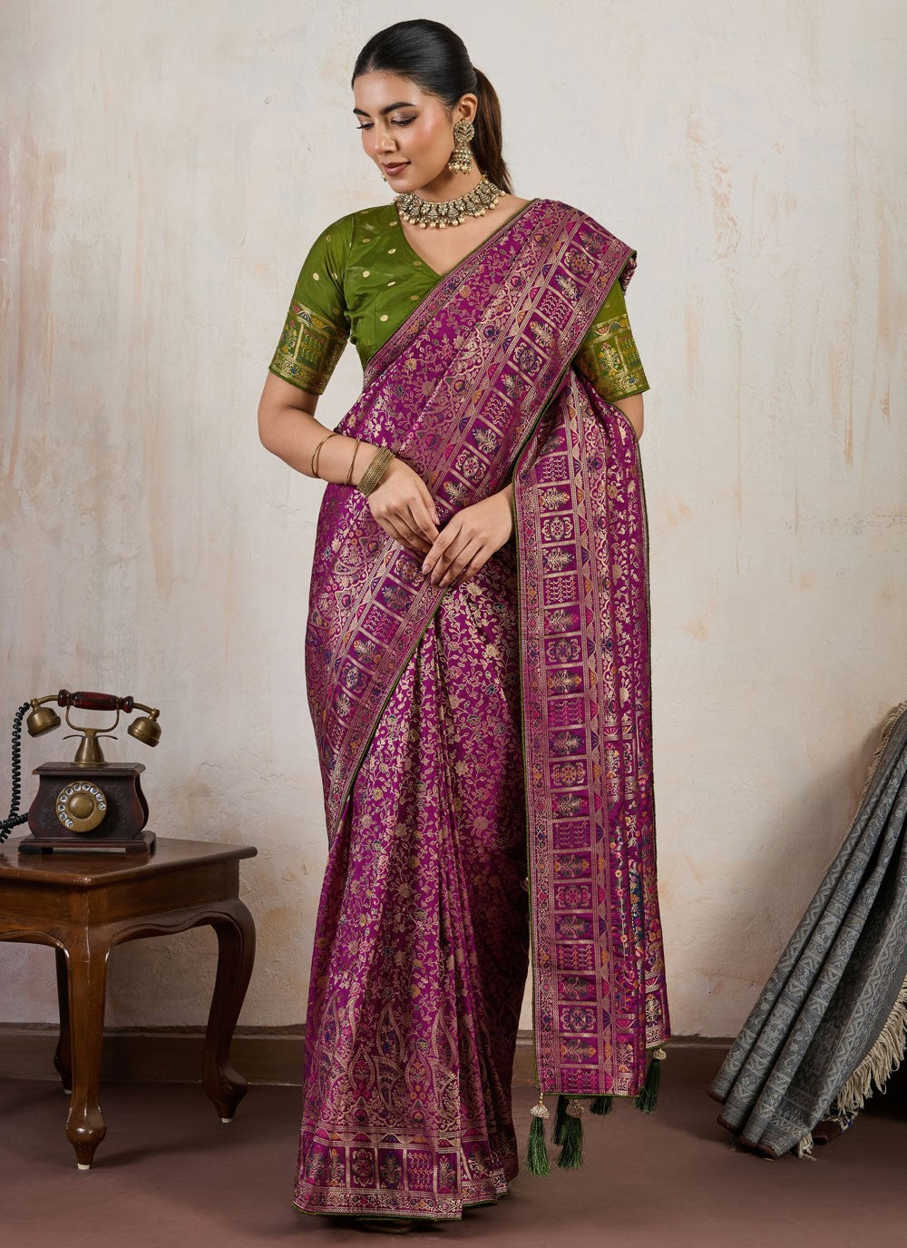 Purple Silk Classic Saree Weaving Zari S19974