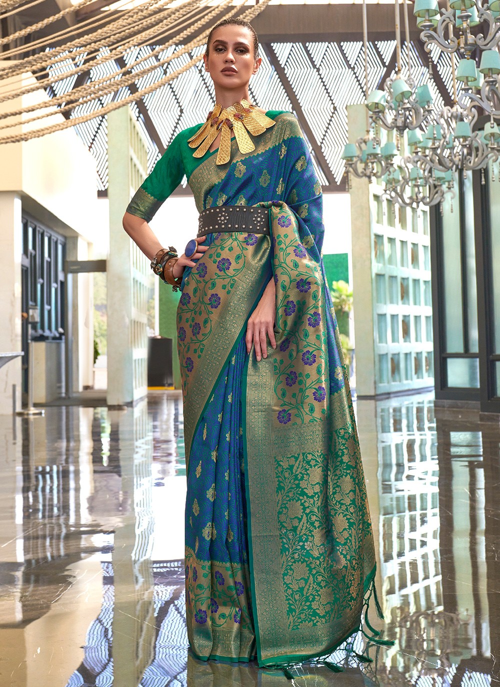 Traditional Weaving Zari Handloom Silk Saree - S3290