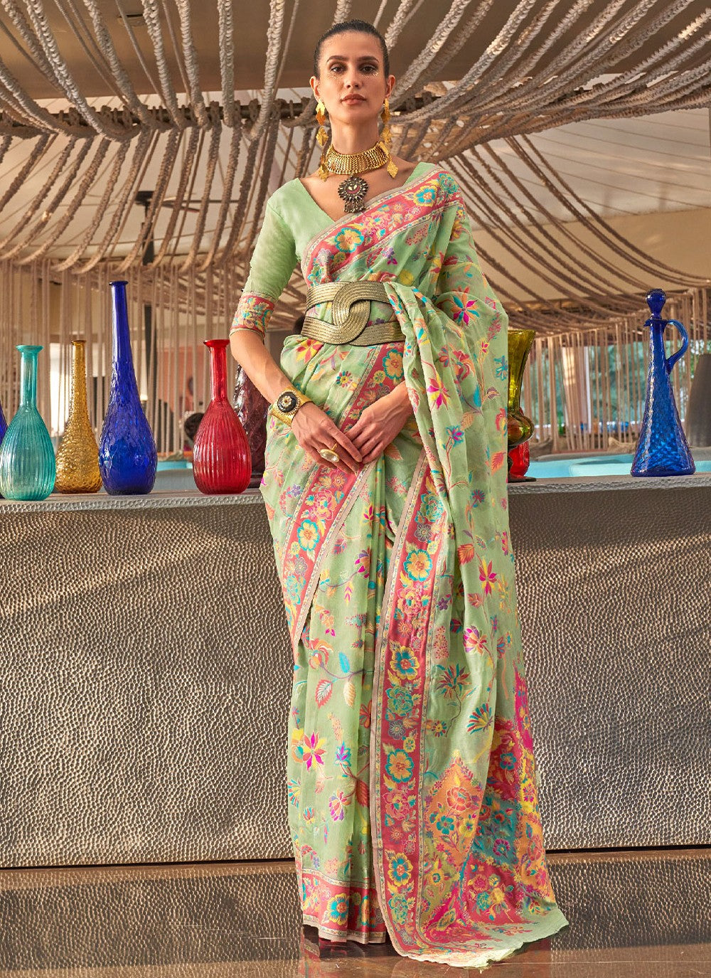 Contemporary Weaving Zari Handloom Silk Saree - S2539