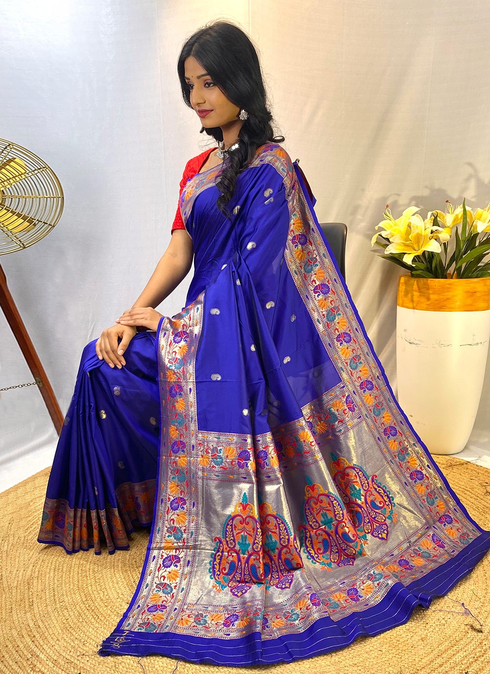 Traditional Weaving Zari Silk Saree - S8423