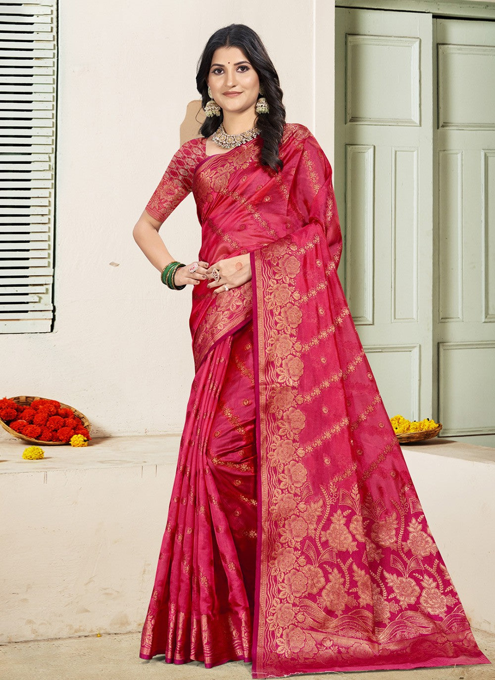 Classic Saree Weaving Zari Pink Silk S12780