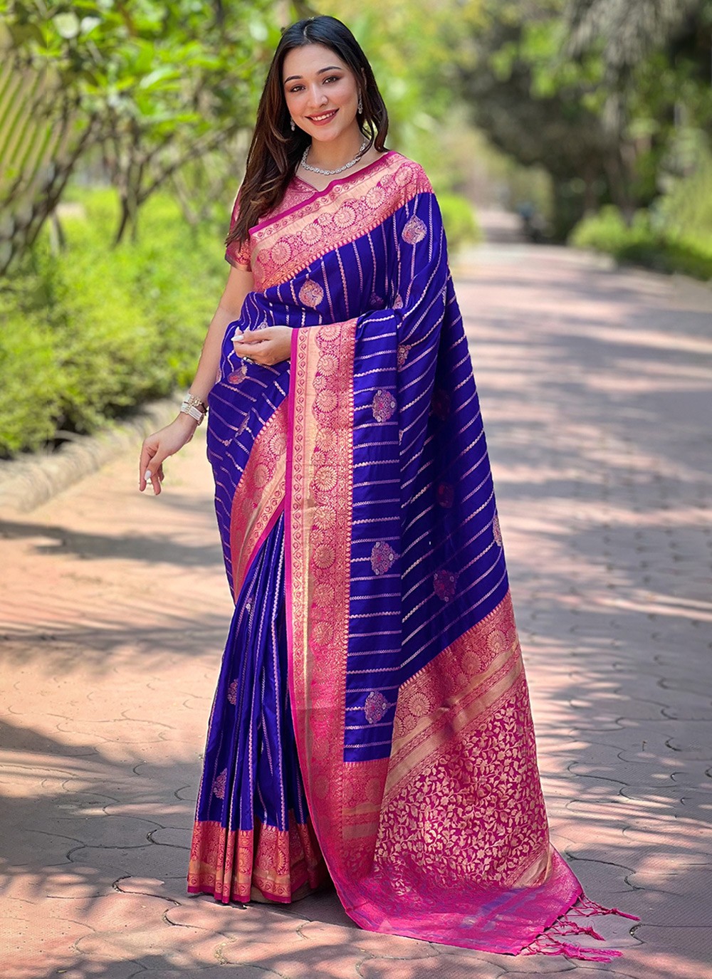 Traditional Weaving Zari Silk Saree - S8375