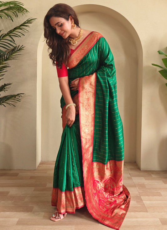 Green Silk Contemporary Saree Weaving Zari S18395