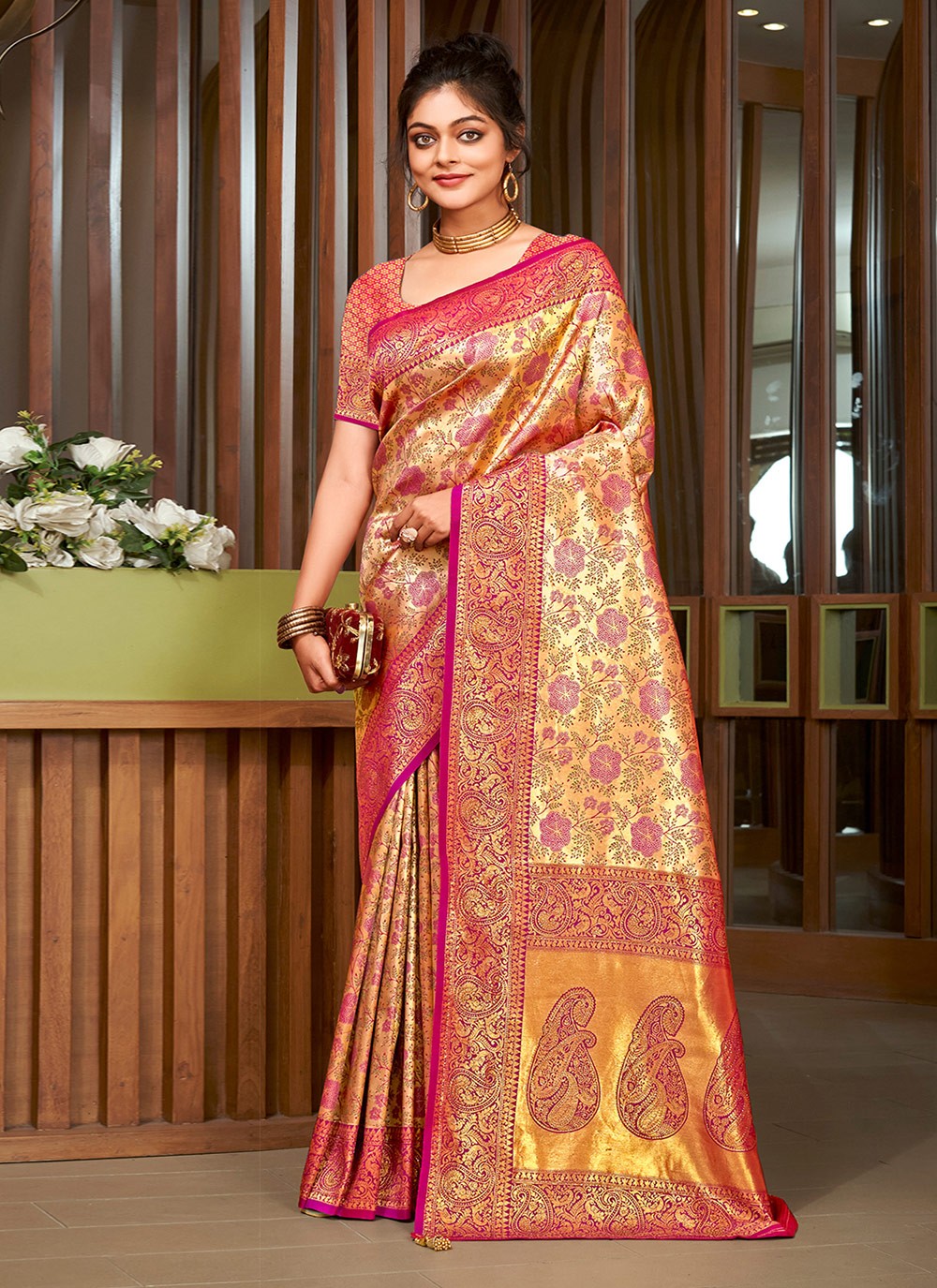 Traditional Weaving Zari Silk Saree - S6830