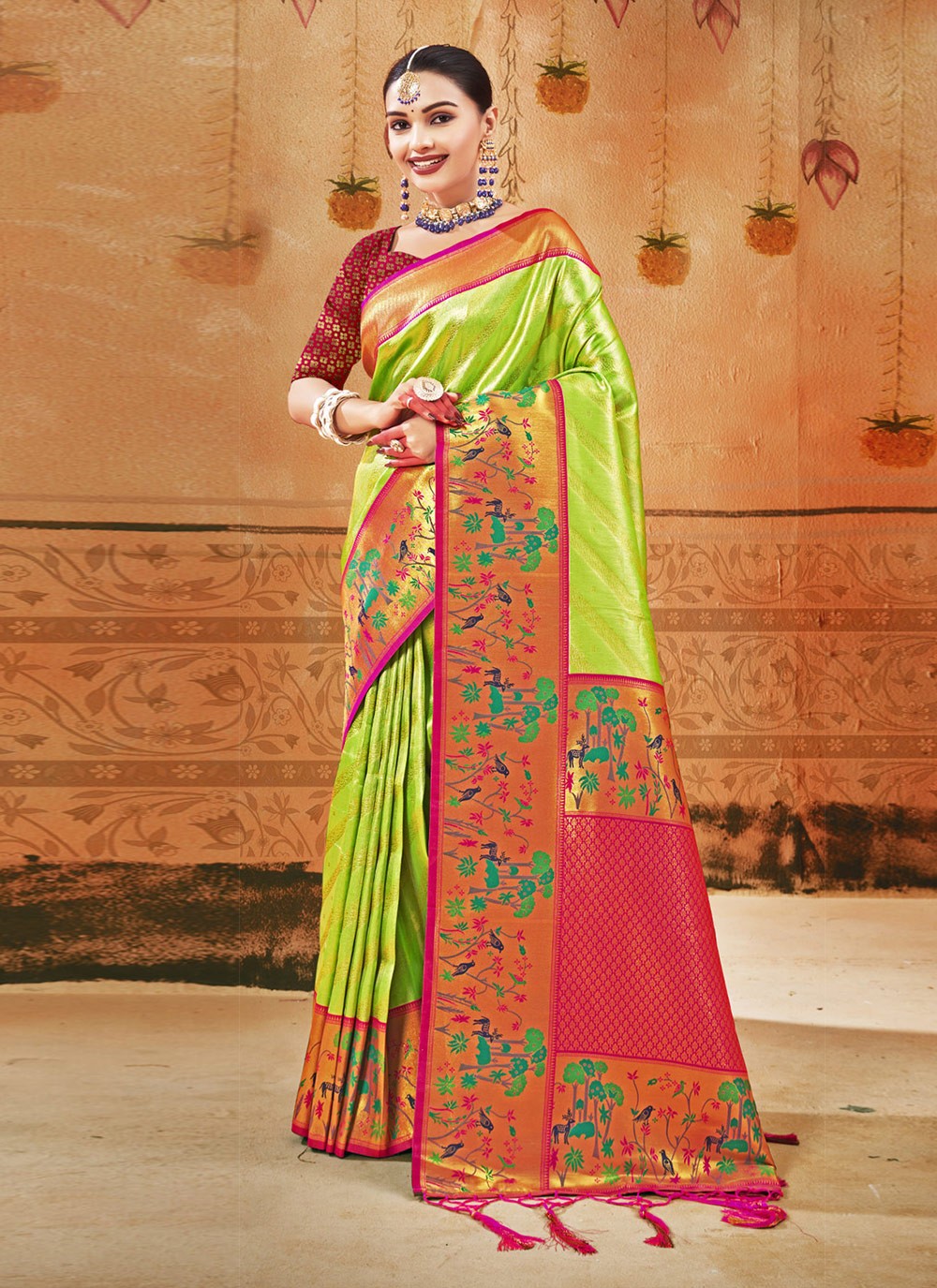 Traditional Weaving Zari Silk Saree - S4574
