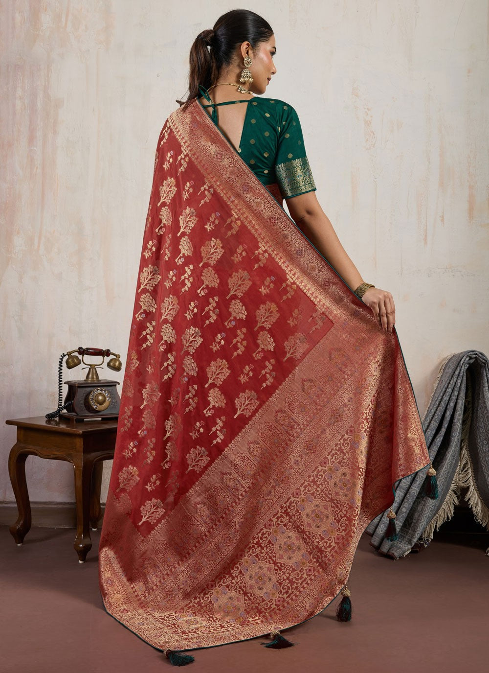Maroon Silk Trendy Saree Weaving Zari S19976
